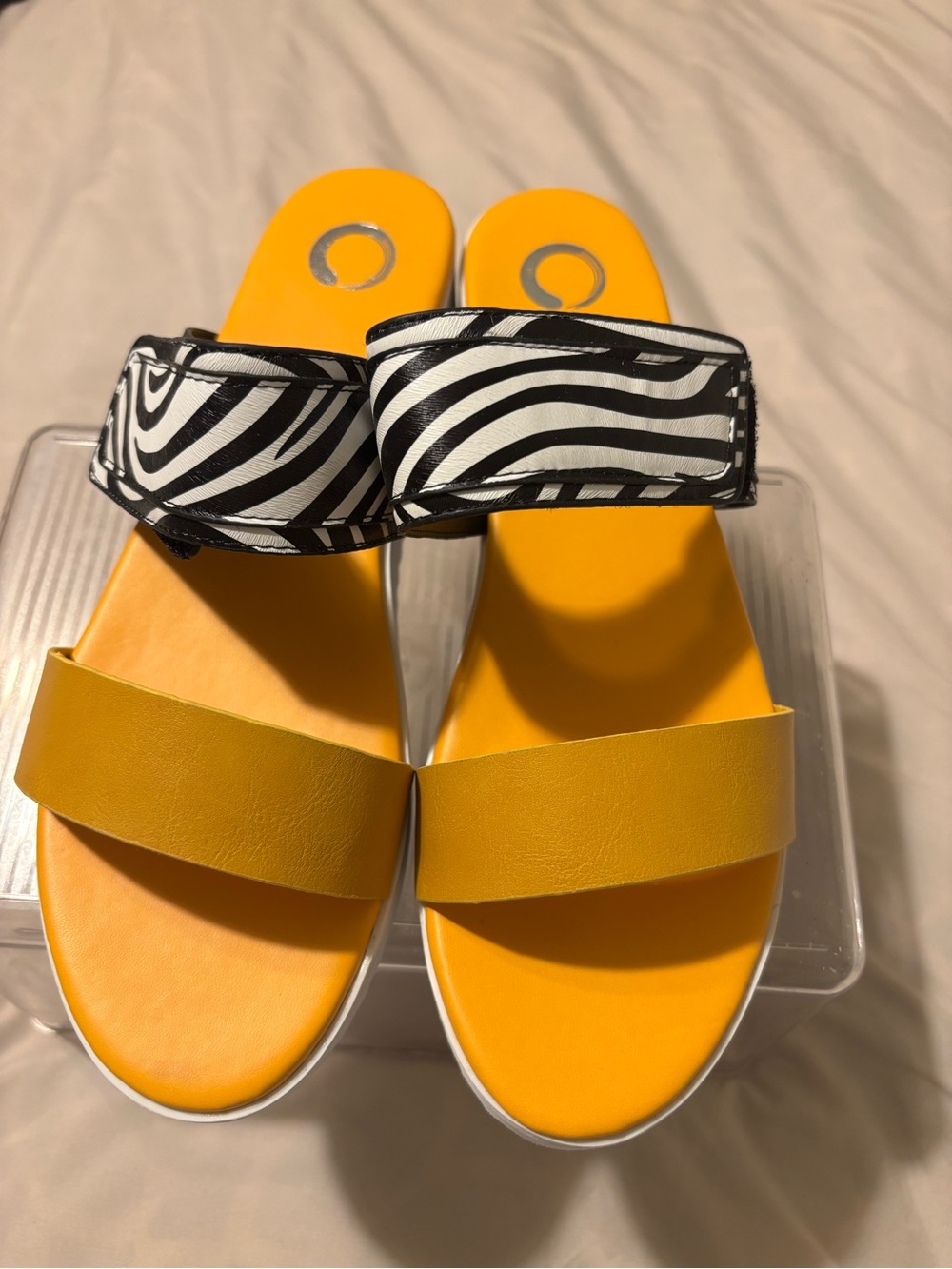Journee Fennie Zebra Yellow and Black with Velcro Strap to Tighten
Size 10